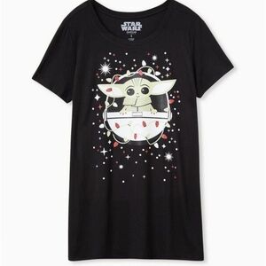 NWT Star Wars The Mandalorian The Child Christmas Slim Fit Crew Tee